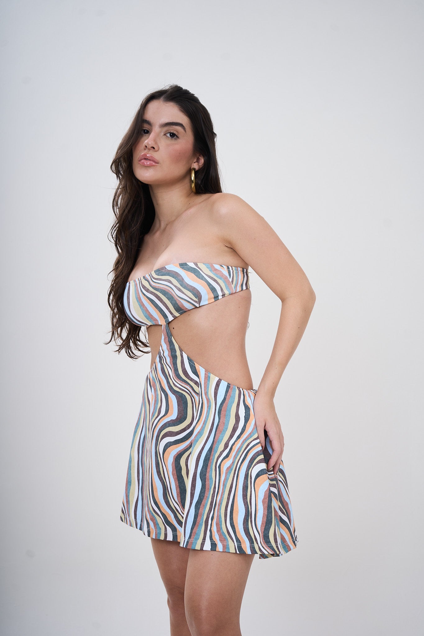 strapless dress