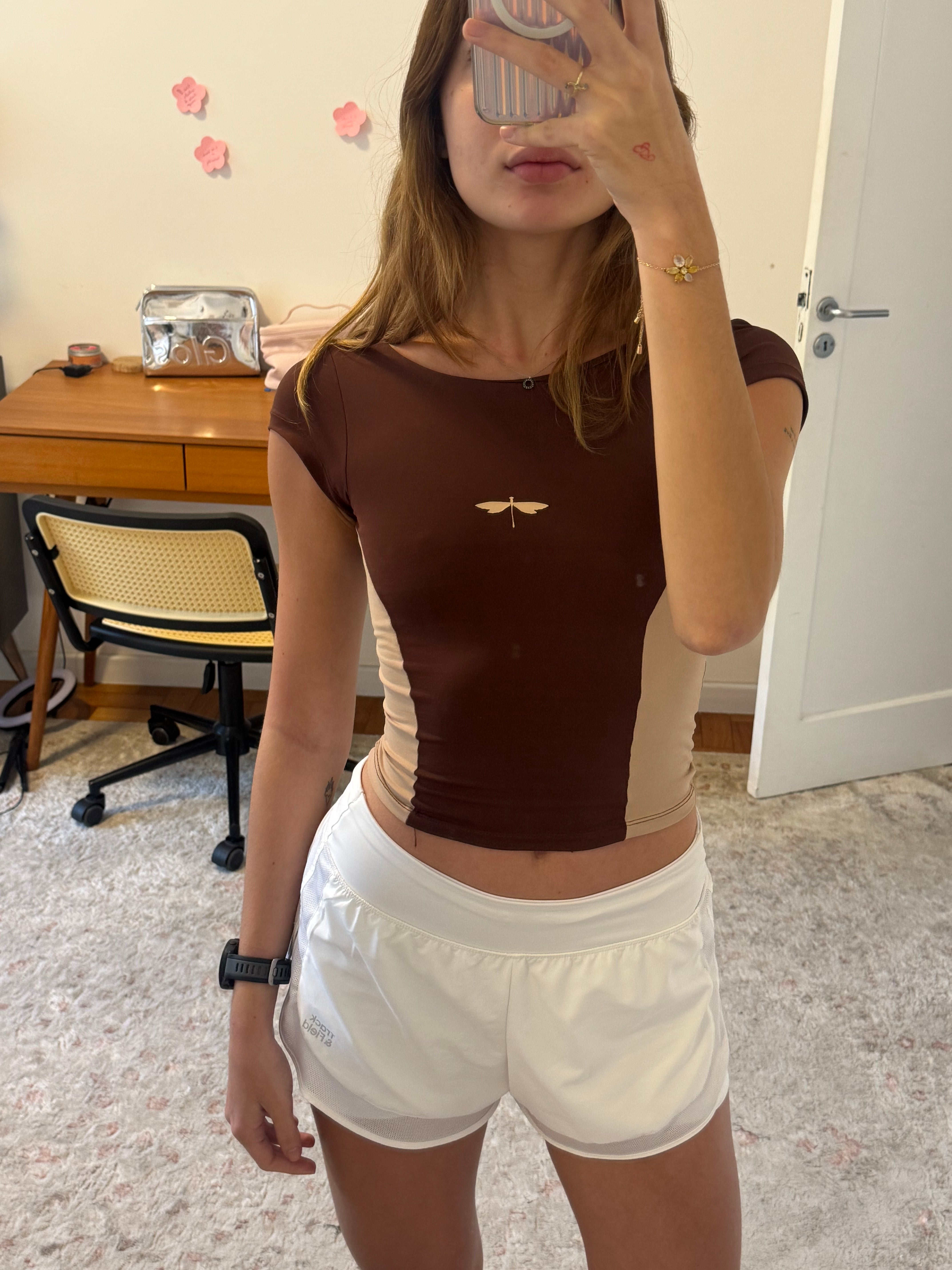 sports blouse